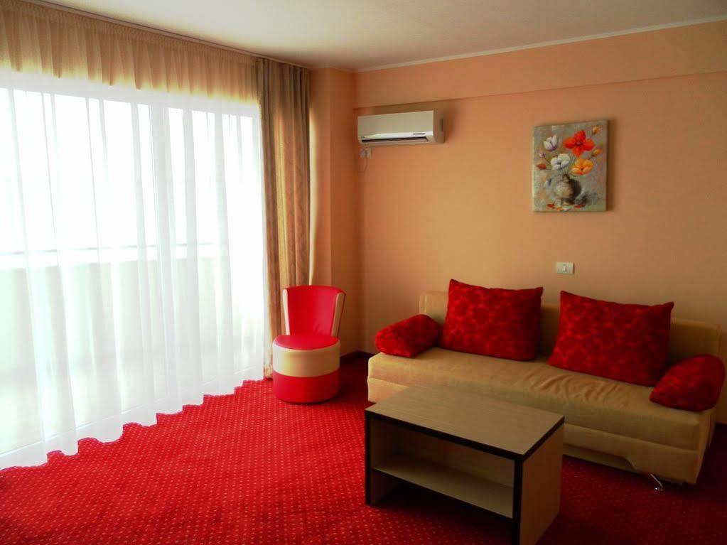 Hotel Romantic Mamaia Exterior foto