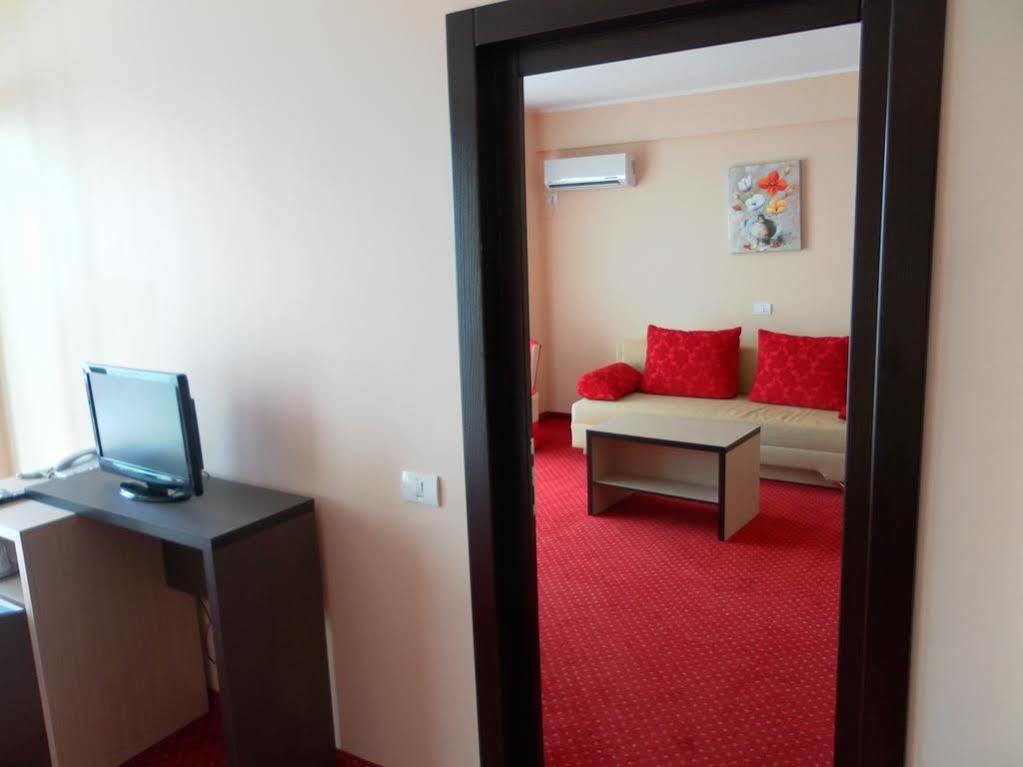 Hotel Romantic Mamaia Exterior foto